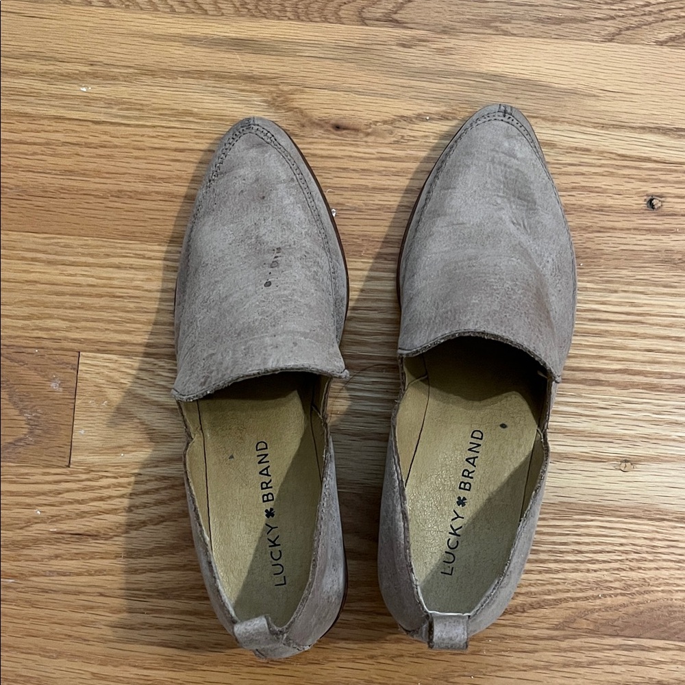 Lucky Brand women’s Taupe Slip-On Loafers